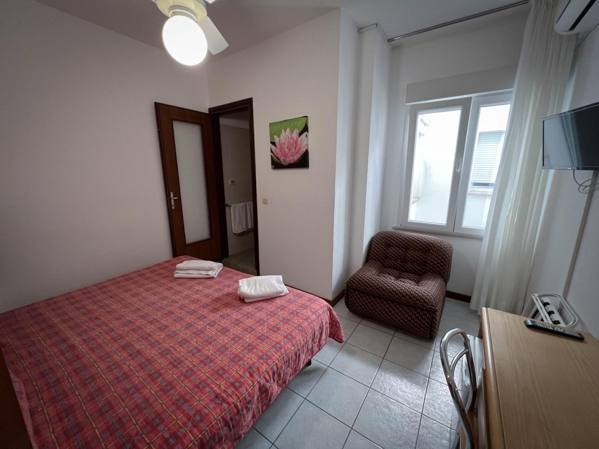 Hotel Zen لينانو سابيادورو المظهر الخارجي الصورة