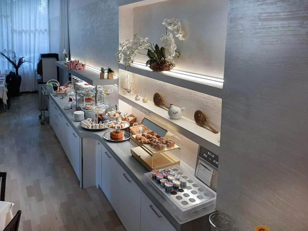 Hotel Zen لينانو سابيادورو المظهر الخارجي الصورة