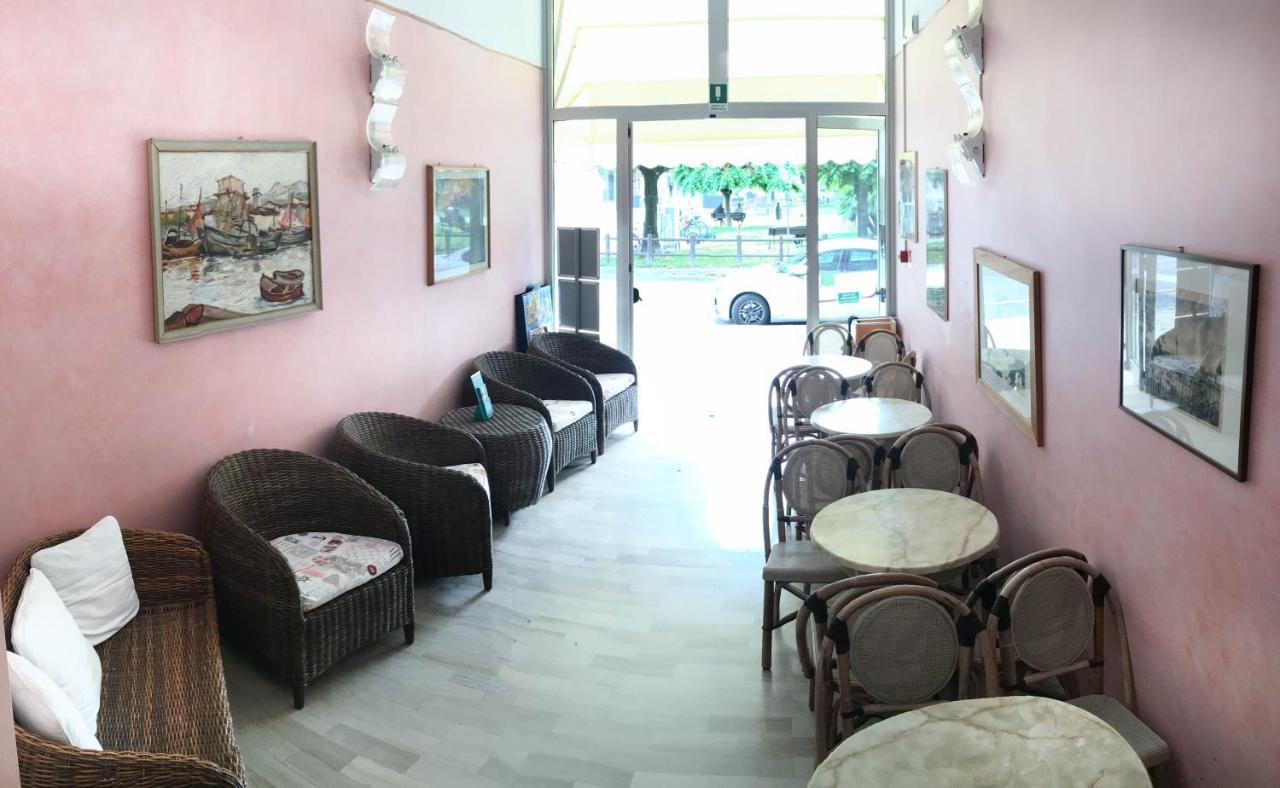 Hotel Zen لينانو سابيادورو المظهر الخارجي الصورة