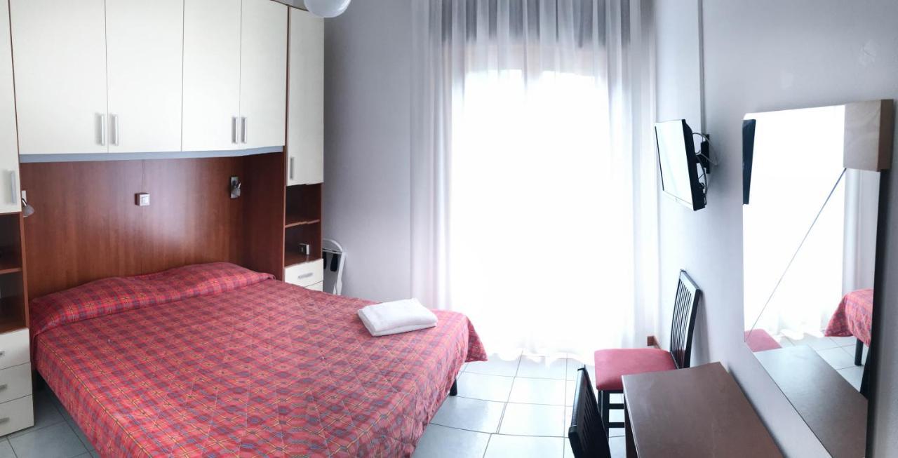 Hotel Zen لينانو سابيادورو المظهر الخارجي الصورة