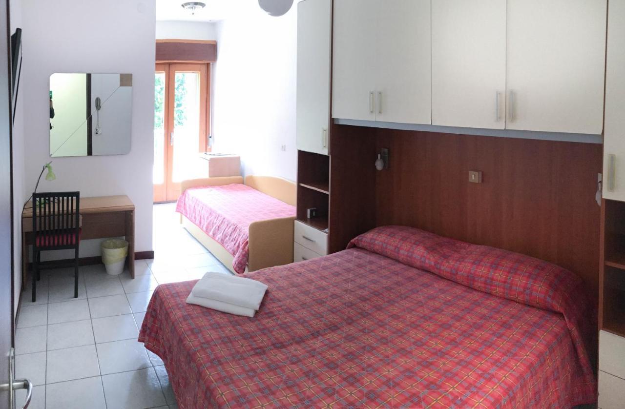 Hotel Zen لينانو سابيادورو المظهر الخارجي الصورة